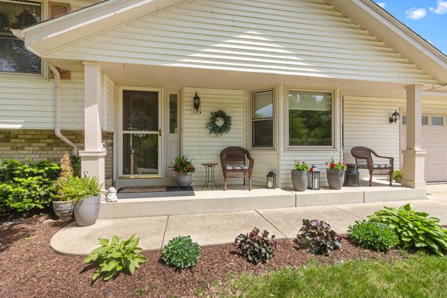7239 Sherry LANE, Waterford, WI 53185
