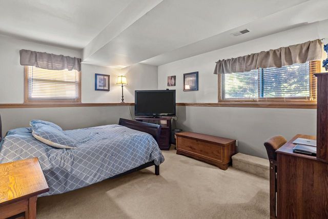 7239 Sherry LANE, Waterford, WI 53185