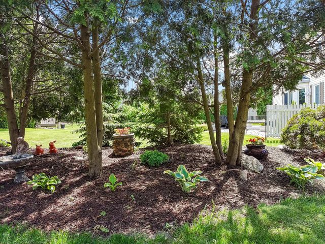 7239 Sherry LANE, Waterford, WI 53185
