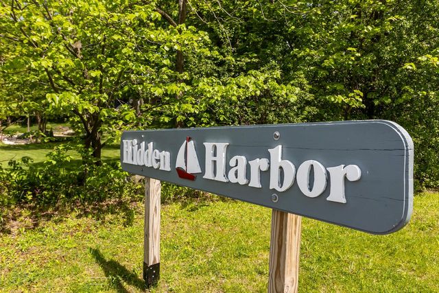 7239 Sherry LANE, Waterford, WI 53185