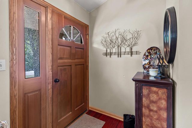 7239 Sherry LANE, Waterford, WI 53185
