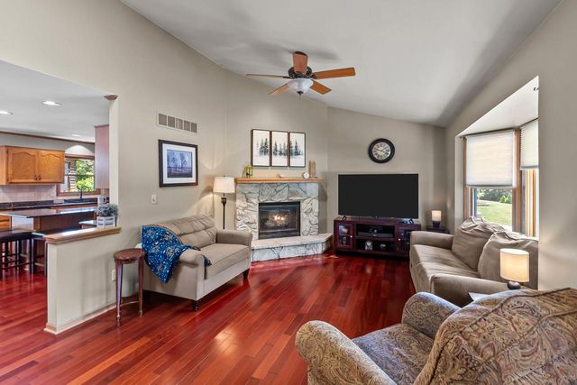 7239 Sherry LANE, Waterford, WI 53185