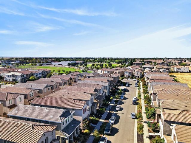 4448 Adriatic Sea Way, Sacramento, CA 95834