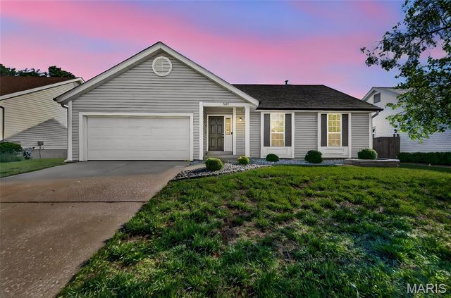 549 Rancho Lane, Florissant, MO 63031