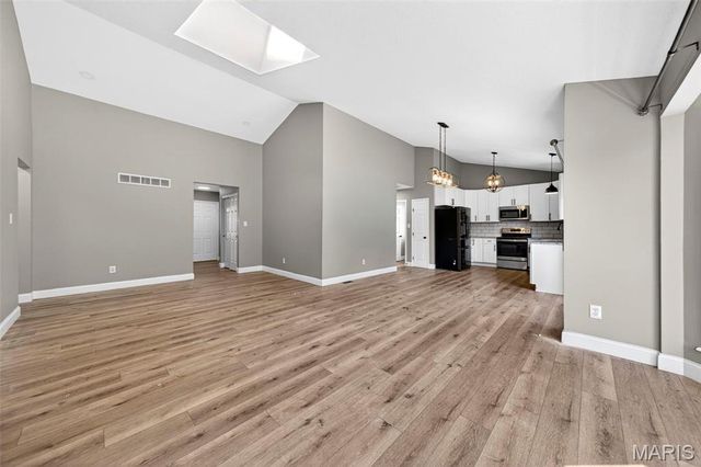 549 Rancho Lane, Florissant, MO 63031