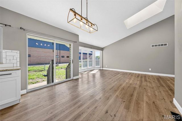 549 Rancho Lane, Florissant, MO 63031