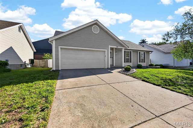 549 Rancho Lane, Florissant, MO 63031