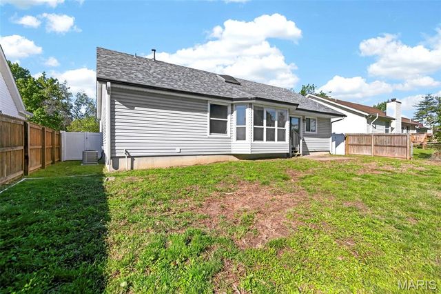 549 Rancho Lane, Florissant, MO 63031