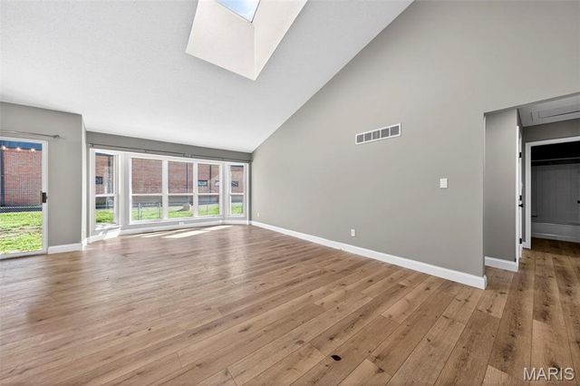 549 Rancho Lane, Florissant, MO 63031