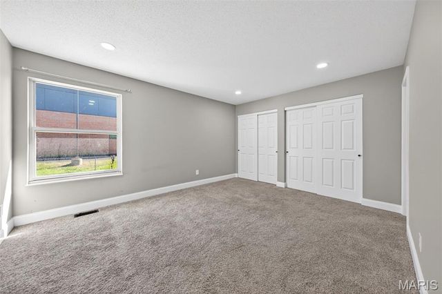 549 Rancho Lane, Florissant, MO 63031