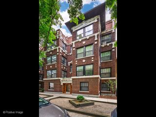1365 E 52nd Street 1E, Chicago, IL 60615