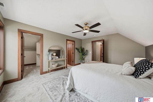 9508 Far Niente Lane, Lincoln, NE 68526