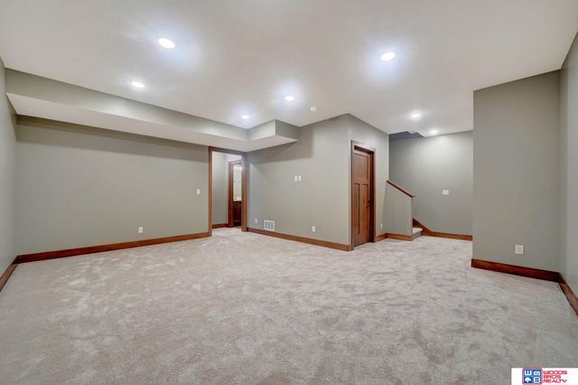 9508 Far Niente Lane, Lincoln, NE 68526