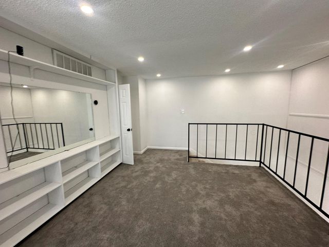 2800 Jeanetta Street 203, Houston, TX 77063