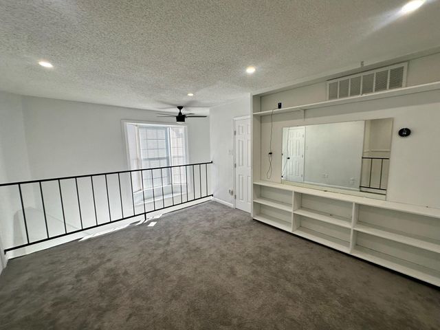 2800 Jeanetta Street 203, Houston, TX 77063