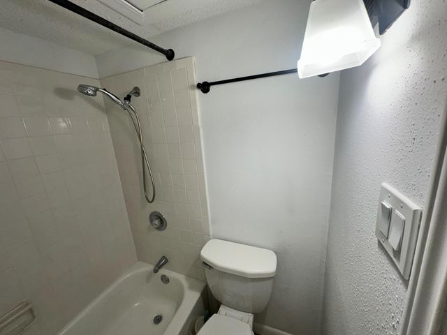 2800 Jeanetta Street 203, Houston, TX 77063