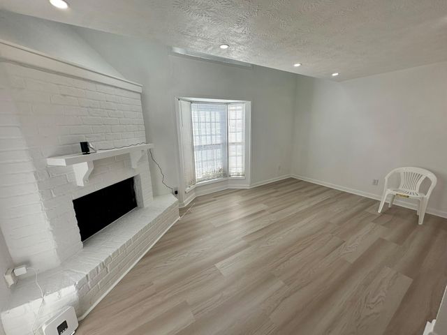 2800 Jeanetta Street 203, Houston, TX 77063