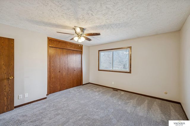 2617 Piccadilly Court, Lincoln, NE 68512