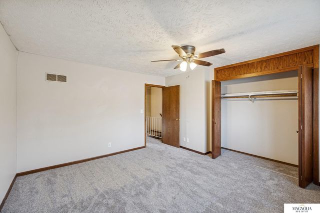 2617 Piccadilly Court, Lincoln, NE 68512