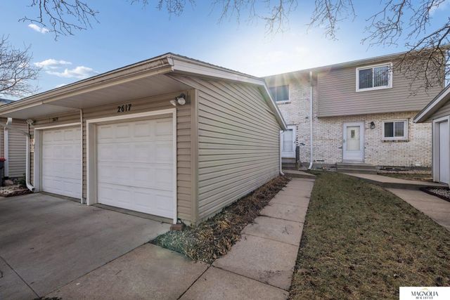 2617 Piccadilly Court, Lincoln, NE 68512