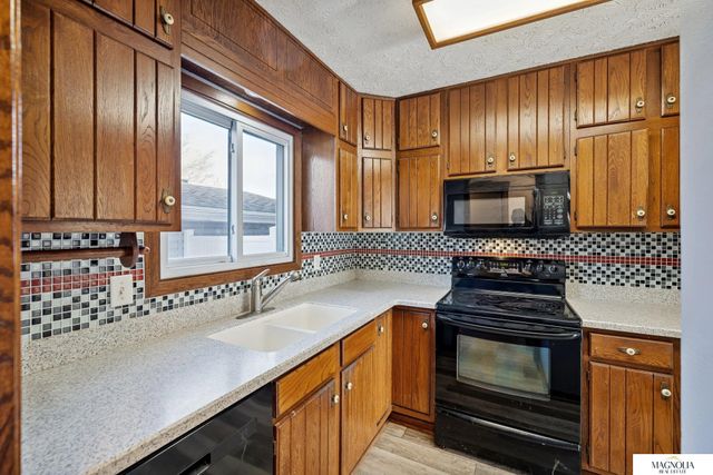 2617 Piccadilly Court, Lincoln, NE 68512