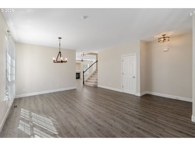 2111 Nw Beauchamp Ct, Camas, WA 98607