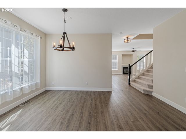 2111 Nw Beauchamp Ct, Camas, WA 98607