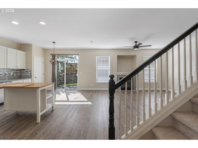 2111 Nw Beauchamp Ct, Camas, WA 98607
