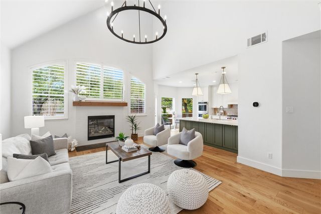 6600 Walebridge LN, Austin, TX 78739