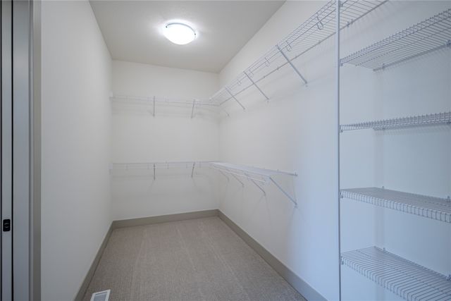 280 NW Montego Court, Waukee, IA 50263