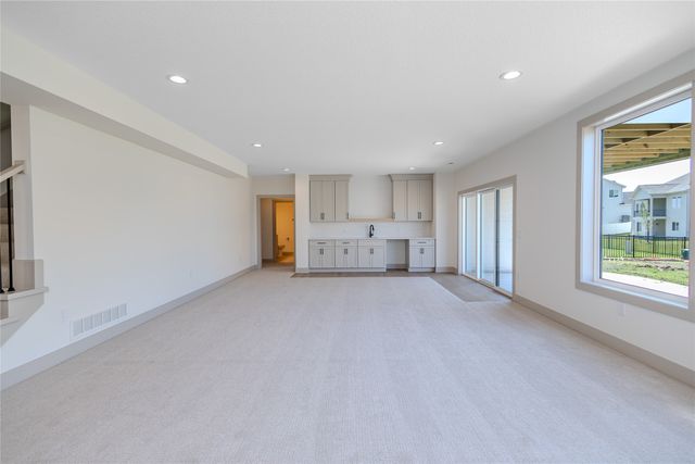 280 NW Montego Court, Waukee, IA 50263