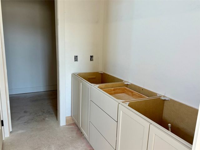 280 NW Montego Court, Waukee, IA 50263