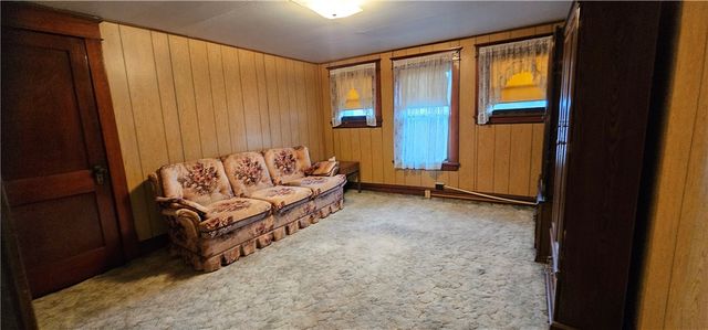 1945 Morris St, South New Castle Boro, PA 16102