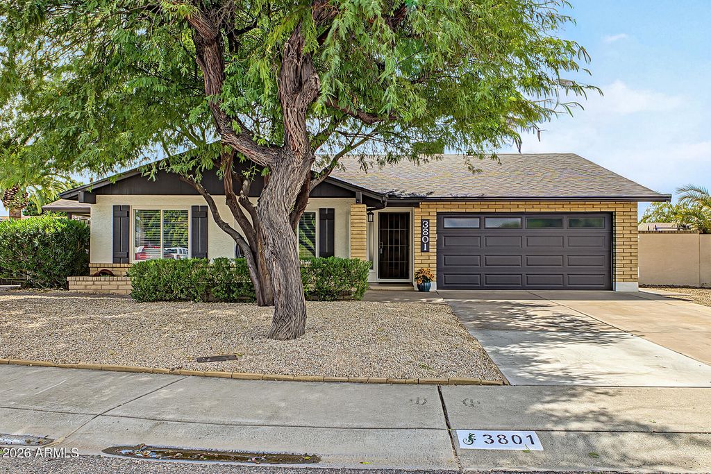 3801 W MURIEL Drive, Glendale, AZ 85308 — photo 2