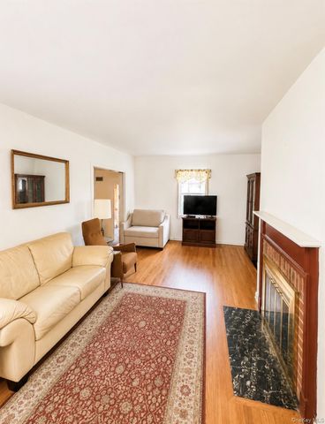 47 Saint Pauls Place, Mount Vernon, NY 10550