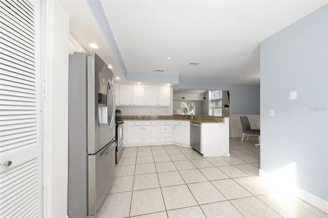 2836 WAYMEYER DRIVE, Orlando, FL 32812