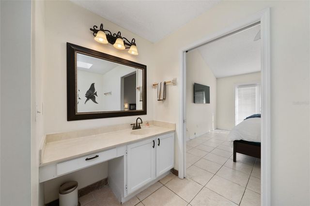 2836 WAYMEYER DRIVE, Orlando, FL 32812