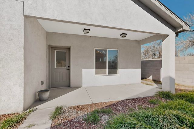 520 N Third Street, Belen, NM 87002