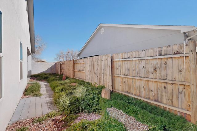 520 N Third Street, Belen, NM 87002