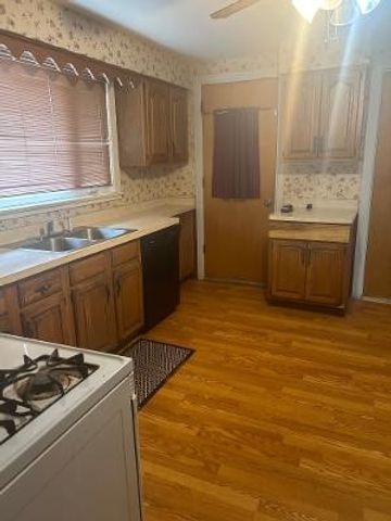 907 Dewey Avenue, Rochester, NY 14613