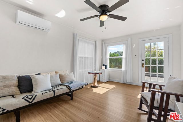 4015 Shelburn Court, Los Angeles, CA 90065