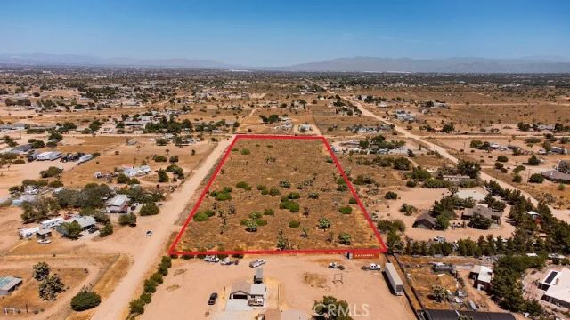 0 Elsinore, Phelan, CA 92371