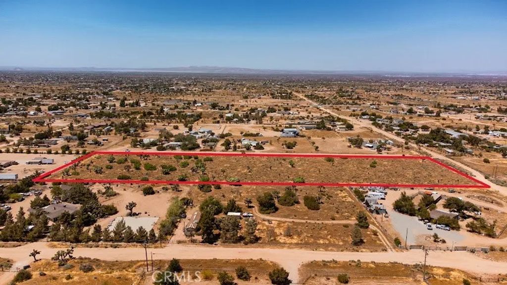 0 Elsinore, Phelan, CA 92371