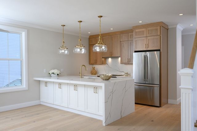 45 Chickatawbut St 1, Boston, MA 02122