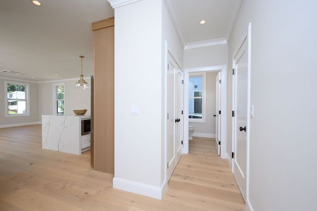 45 Chickatawbut St 1, Boston, MA 02122