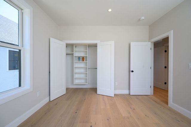 45 Chickatawbut St 1, Boston, MA 02122