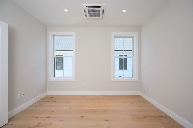 45 Chickatawbut St 1, Boston, MA 02122