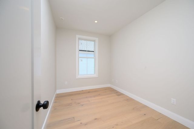 45 Chickatawbut St 1, Boston, MA 02122