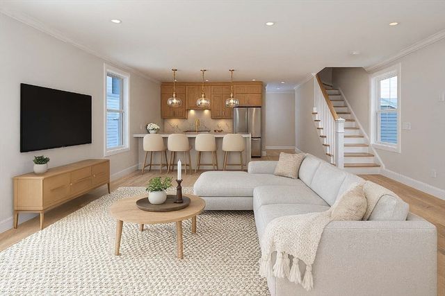 45 Chickatawbut St 1, Boston, MA 02122