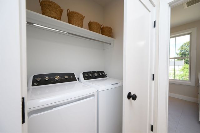 45 Chickatawbut St 1, Boston, MA 02122